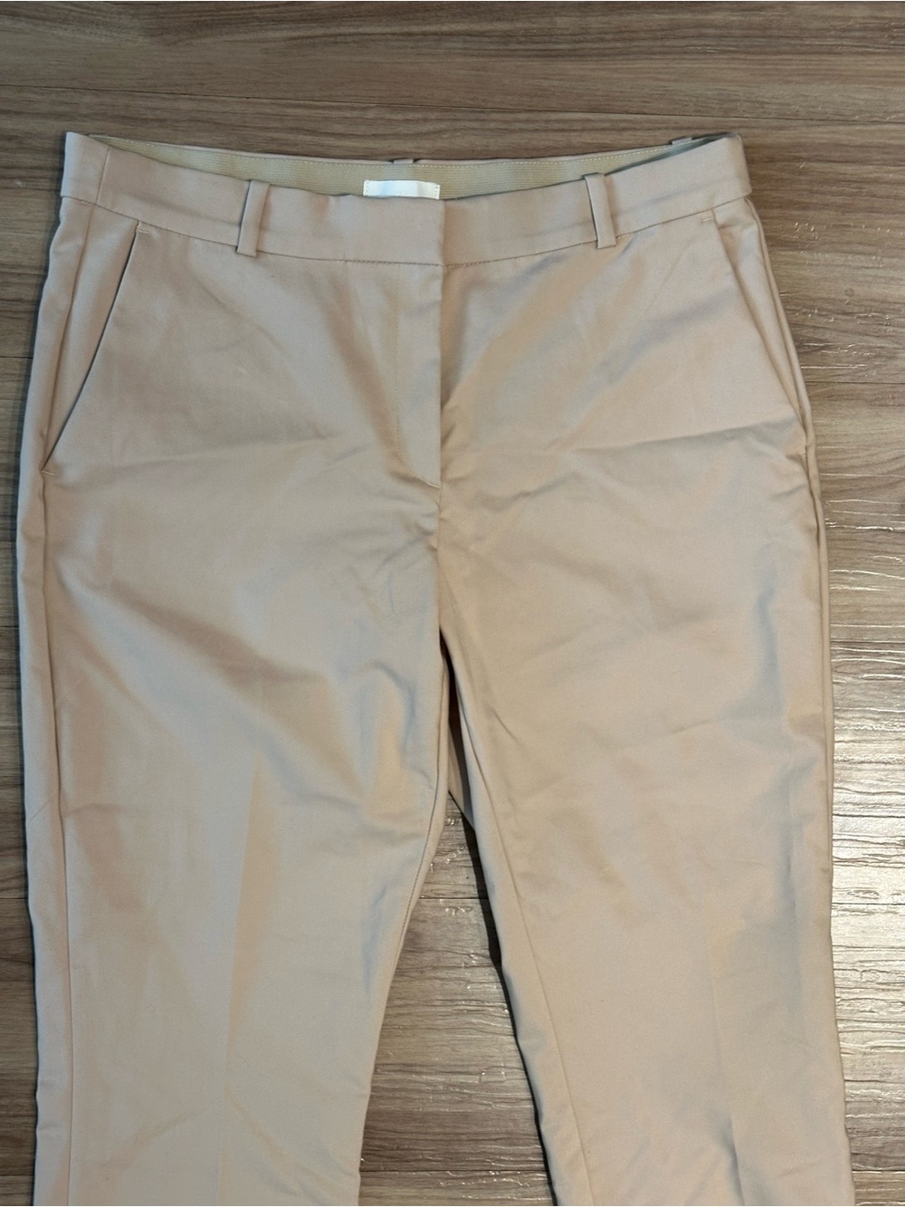 H&M‎ Women's Beige Capris A5-039